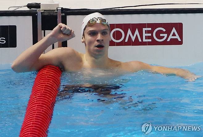 남자 개인혼영 400ｍ 금메달리스트 레옹 마르샹. [EPA=연합뉴스]