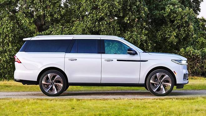 링컨 신형 네비게이터