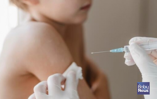 질병관리청(청장 임승관)은 오는 10월 1일부터 폐렴구균 20가 단백결합백신을 정식으로 도입해 생후 2개월 이상 소아청소년을 대상으로 예방접종을 시행할 예정이다. ⓒ베이비뉴스