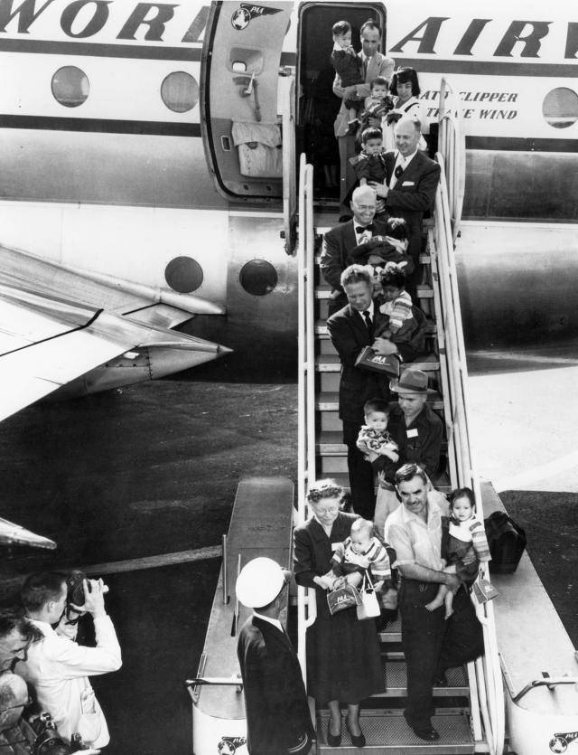 Adopted babies are carried out from a private jet (National Archives of Korea)