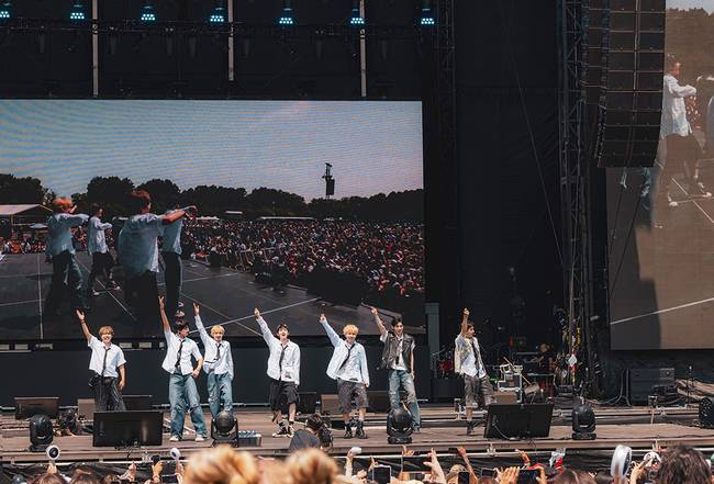 JYP엔터테인먼트 제공