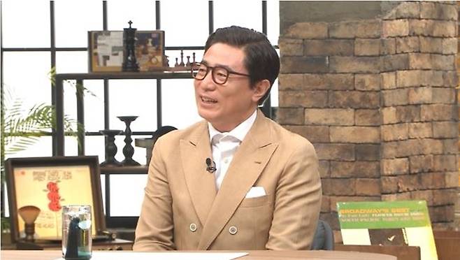 ▲ 방송인 김범수. 출처|채널A '아빠는 꽃중년'