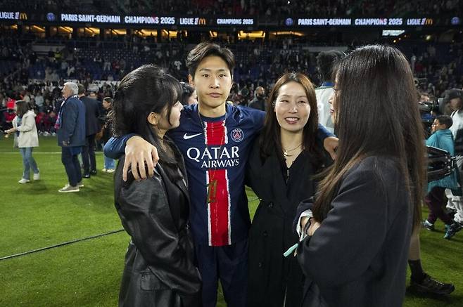 ▲ 'PARISFANS' 홈페이지 갈무리