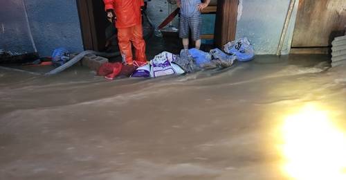 소방, 경남 창녕군 주택 배수 지원 [경남소방본부 제공. 재판매 및 DB 금지]