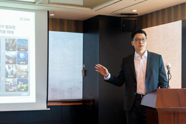 S2W는 B2G 부문서 입증한 기술력을 기업간거래(B2B) 영역으로 늘렸다. (사진=S2W)