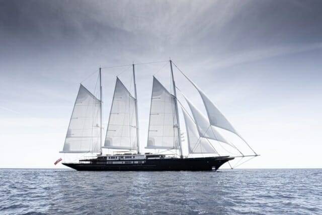 제프 베조스의 슈퍼요트 '코루' (사진=네덜란드 오션코)