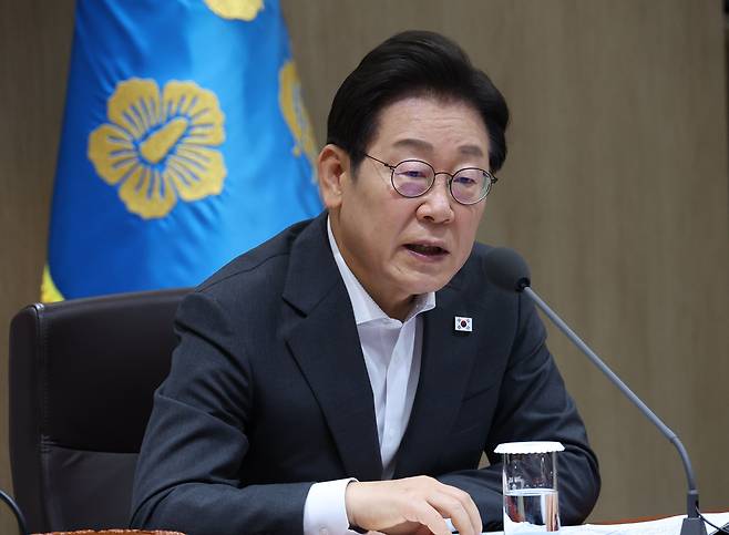 이재명 대통령이 지난 22일 서울 용산구 대통령실에서 국무회의를 주재하고 있다. 김창길 기자