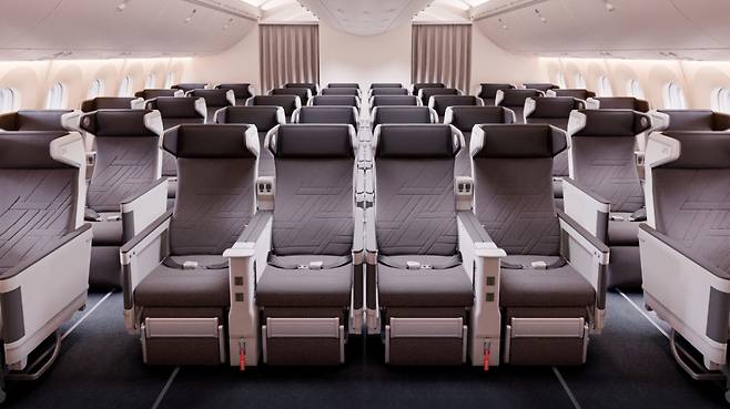 대한항공 B777-300ER의 신규 좌석 배열 모습/사진= 대한항공 제공