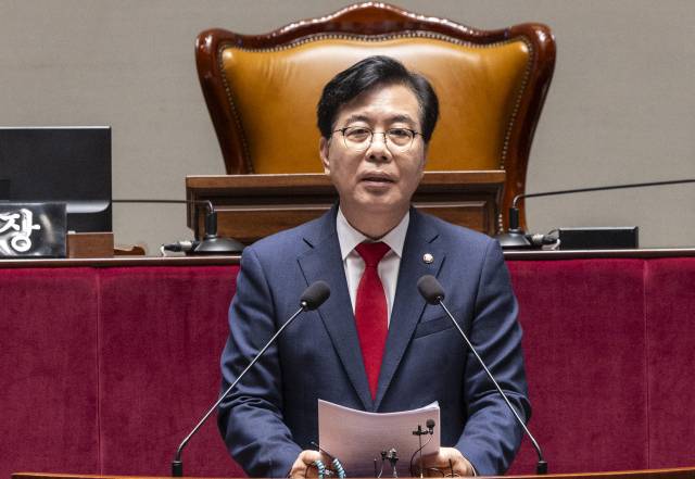 ▲국민의힘 송언석 비상대책위원장 겸 원내대표가 4일 국회에서 열린 의원총회에서 발언하고 있다. ⓒ연합뉴스