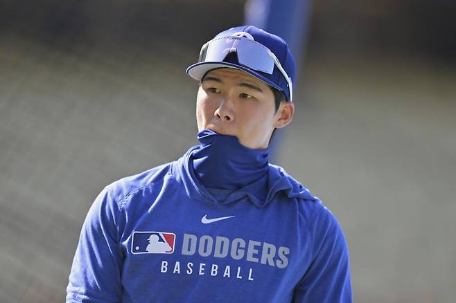 김혜성은 5일(한국시간) 다저스타디움에서 열린 ‘2025 MLB’ 세인트루이스전을 앞두고 왼쪽 어깨 염증 부상 이후 첫 필드 훈련에 나섰다.｜AP뉴시스