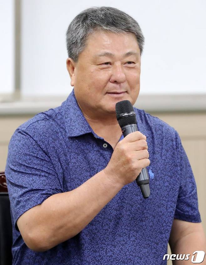 타이거즈 레전드인 김성한 광주광역시야구소프트볼협회장. /사진=뉴스1