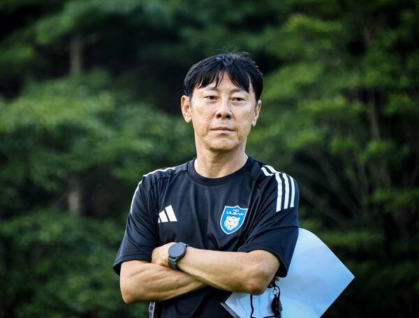 울산 HD, 제13대 사령탑으로 신태용 선임.(사진제공=울산HD 프로축구단)