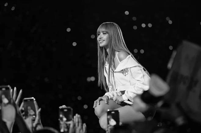 사진=그룹 블랙핑크 리사 인스타그램