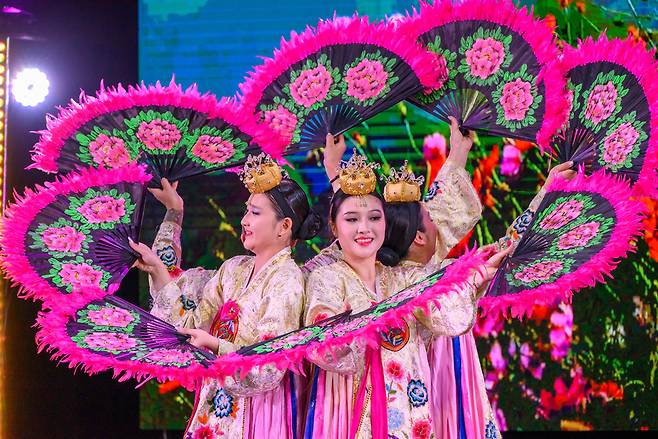 ▲ 항일무장투쟁 춤극 '세 영웅' 모습. /사진제공=경기아트센터