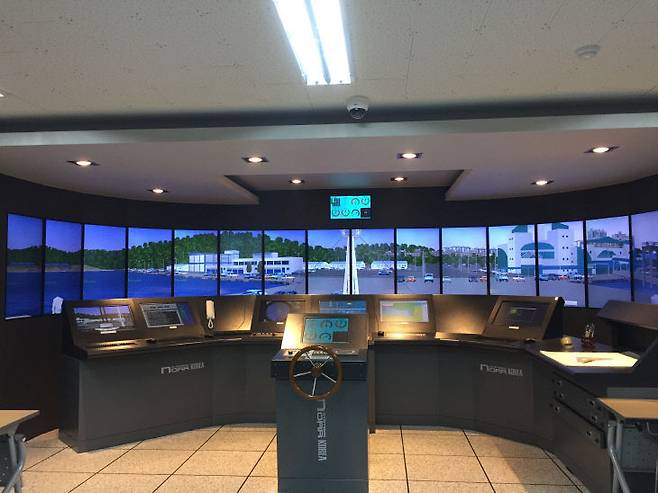 충남해양과학고 내 마련된 항해시뮬레이터실. /충남교육청 제공
