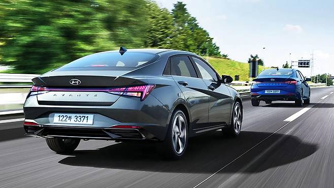 현대차 아반떼 CN7