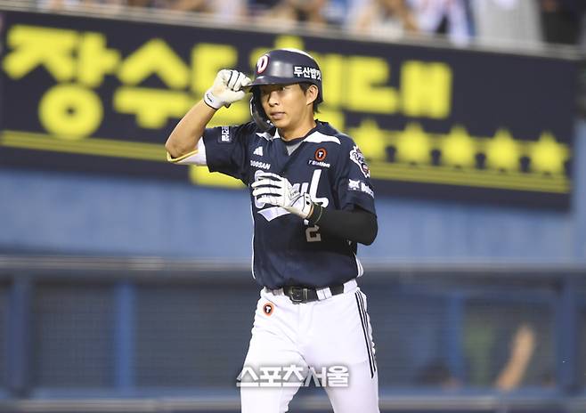 두산 김민석이 6일 서울 잠실구장에서 열린 2025 KBO리그 LG와 경기 8회초 2사1루 우월홈런을 날린 후 홈으로 들어오고 있다. 잠실 | 최승섭기자 thunder@sportsseoul.com