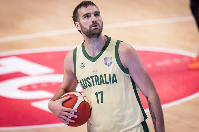 6일 사우디 제다의 킹 압둘라 스포츠 시티에서 열린 호주와의 2025 FIBA 아시아컵 조별리그 A조 1차전. 호주 대표팀 맥베이의 모습. 사진=FIBA