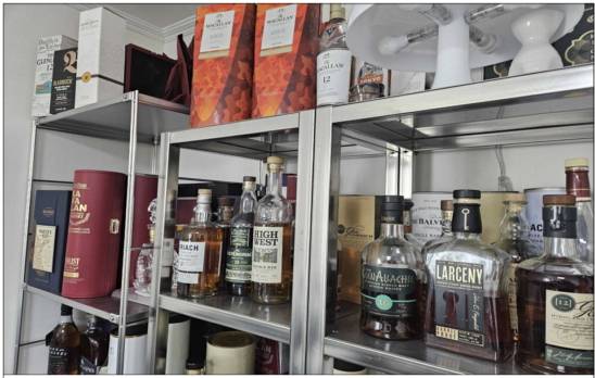 관세청이 압수한 주류 제품들./사진제공=서울본부세관