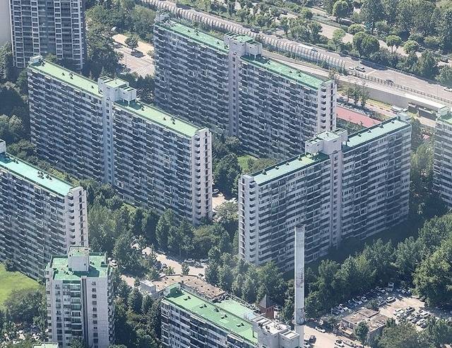 서울시 송파구 잠실동 주공아파트 5단지 전경. 사진은 기사와 직접 관련 없음. 연합뉴스 자료사진