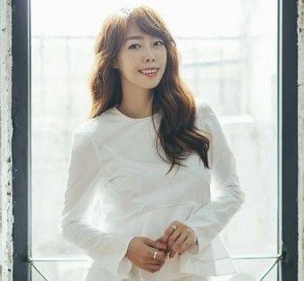 [서울=뉴시스] 애즈원 이민. (사진 = 브랜뉴뮤직 제공) 2025.08.05. photo@newsis.com *재판매 및 DB 금지