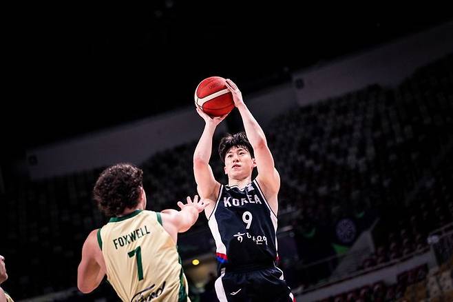 [서울=뉴시스] 남자 농구 국가대표팀의 이정현. (사진=FIBA 제공) *재판매 및 DB 금지