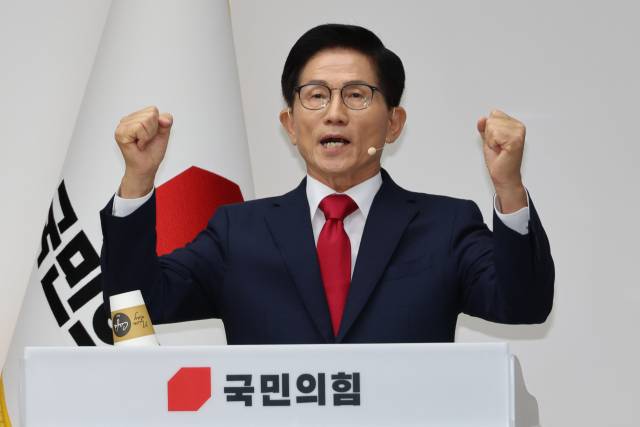 ▲국민의힘 김문수 당 대표 후보가 지난 3일 서울 여의도 국민의힘 당사에서 열린 제6차 전당대회 후보자 비전대회에서 비전을 발표하고 있다. ⓒ연합뉴스