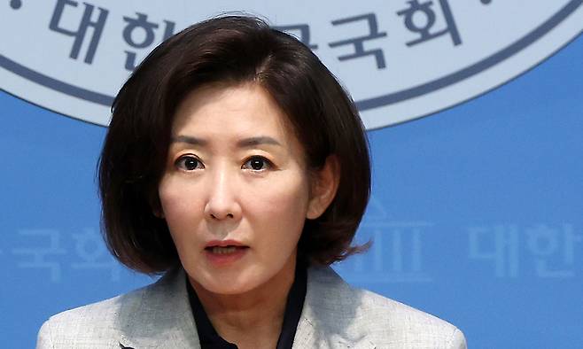 나경원 국민의힘 의원이 31일 오전 서울 여의도 국회 소통관에서 열린 김문수 당대표 후보 비전·공약 발표 기자회견에서 발언하고 있다. 뉴시스