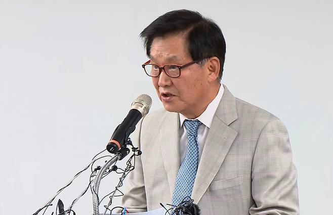 2023년 5월4일 김익래 당시 다우키움그룹 회장이 키움증권 본사에서 기자회견을 하고 있다. ⓒ연합뉴스TV 갈무리