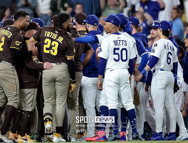 ▲ 샌디에이고 파드리스의 페르난도 타티스 주니어와 LA 다저스의 무키 베츠.