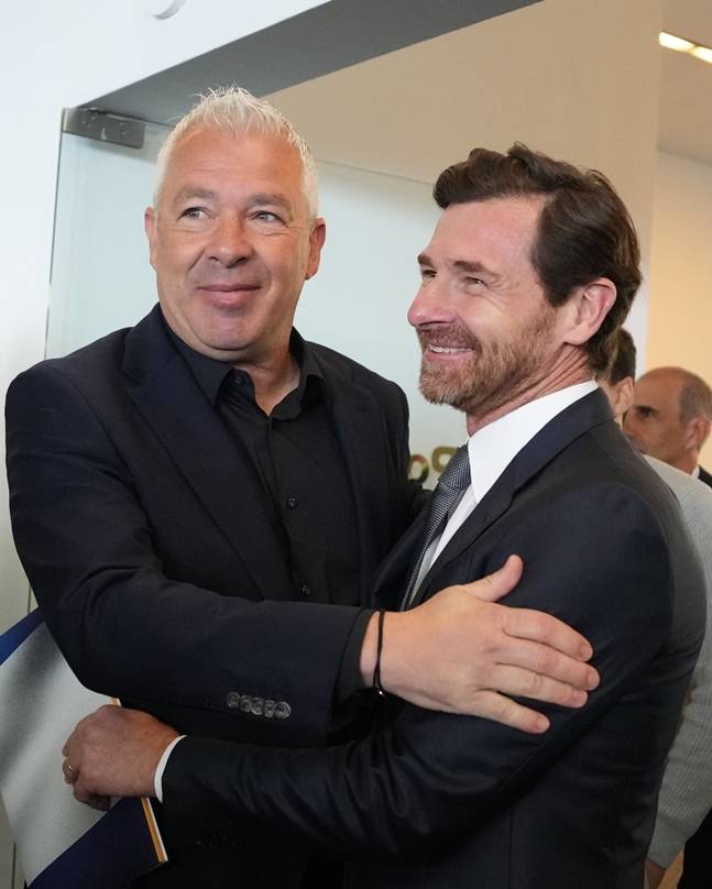 안드레 비아스-보아스 전 토트넘 감독과 함께 사진을 촬영한 조르제 코스타. /사진=FC포르투 공식 SNS