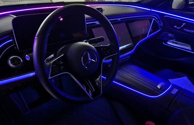벤츠 ‘E 450 4MATIC 익스클루시브’ 내부 (사진=이배운 기자)