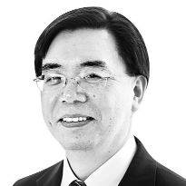 김성재 미 퍼먼대 경영학 교수·『관세이아갸』 저자