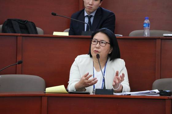 ‘한반도-북방 문화전략포럼’에서 발표하는 남스라이 전 몽골대사. [사진 HK+국가전략사업단]