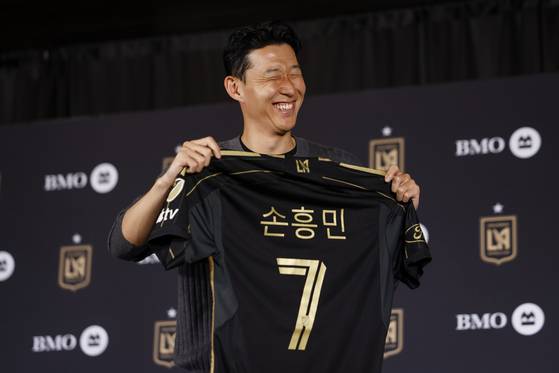토트넘에 입단한 손흥민. MLS가 주목하는 수퍼스타다. EPA=연합뉴스