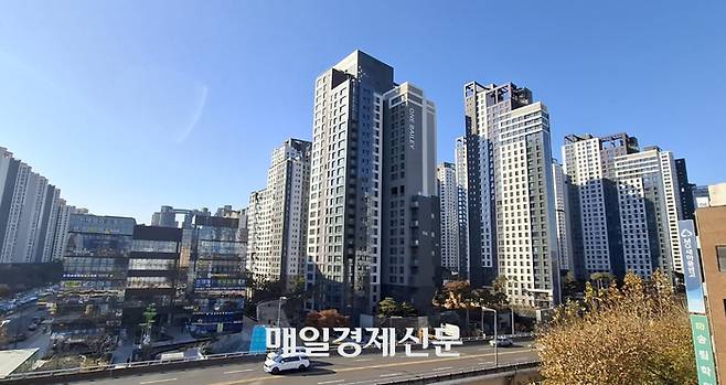 래미안 원베일리 전경. [이승환 기자]