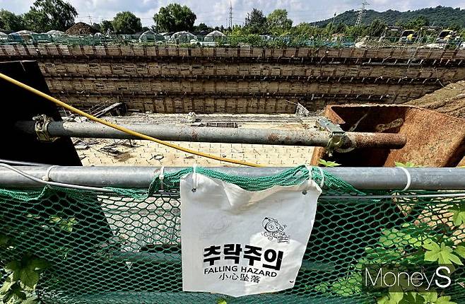 경기 광명시 옥길동에 위치한 광명-서울고속도로 연장공사 현장 모습. /사진=장동규 기자