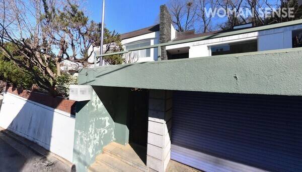 노소영 관장이 2009년 25.5억 원에 사들인 한남동 근린생활시설.&nbsp; 사진=네이버 로드뷰