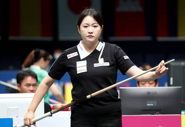프로당구 2025-26시즌 3차투어 '올바른 생활카드 NH농협카드 PBA-LPBA 채리티 챔피언십' LPBA 출전한 김민아. /사진=PBA
