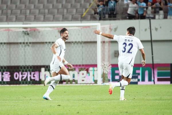 대구FC의 세징야가 8일 서울월드컵경기장에서 열린 K리그1 FC서울과의 경기에서 득점한 뒤 기뻐하고 있다. 대구FC 제공