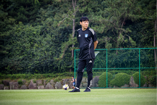 Photo = Ulsan HD