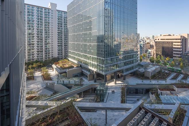 생각공장은 인근 아파트 단지들 및 시민들의 보행을 고려한 설계를 보여준다. [서울시 제공]