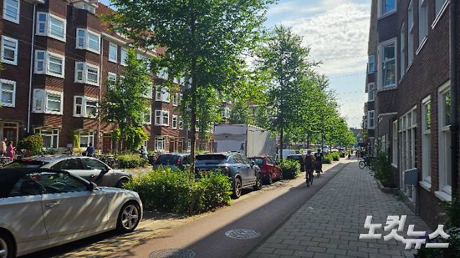암스테르담 도심 외곽 주거단지. 최원철 기자