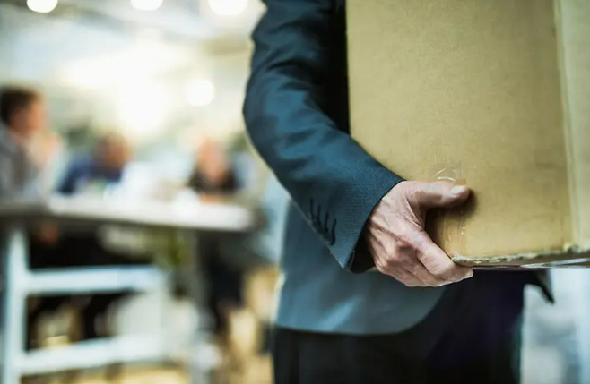 최근 희망퇴직 대상이 50대를 넘어 30대까지 확대하고 있다. 게티이미지