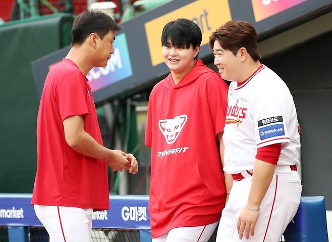 ▲ 어려웠던 시기 김광현의 조언은 김민의 올 시즌 물줄기를 바꿨다 ⓒSSG랜더스