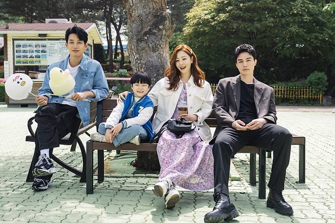 /사진=킹콩 by 스타쉽