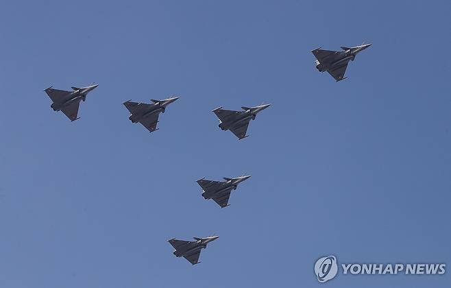 인도 공군의 라팔 전투기 [EPA 연합뉴스 자료사진. 재판매 및 DB 금지]