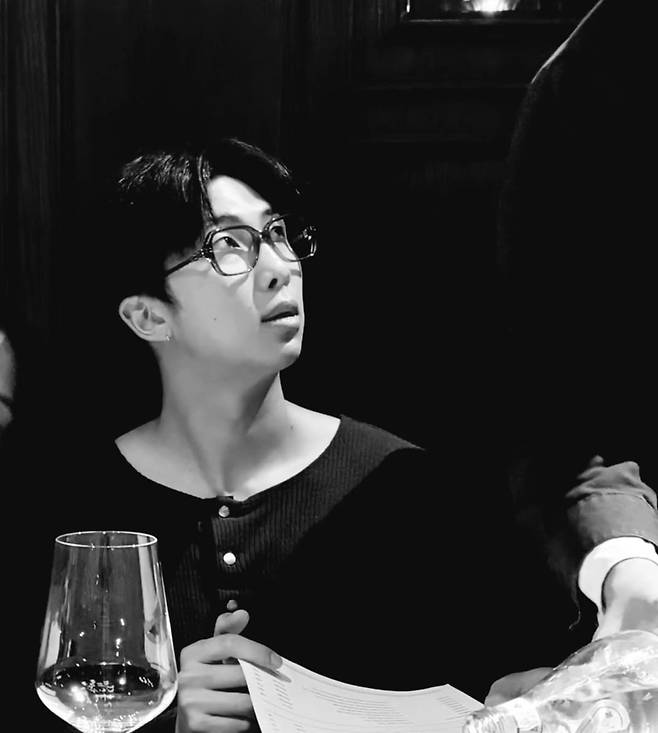 사진 = RM 인스타그램