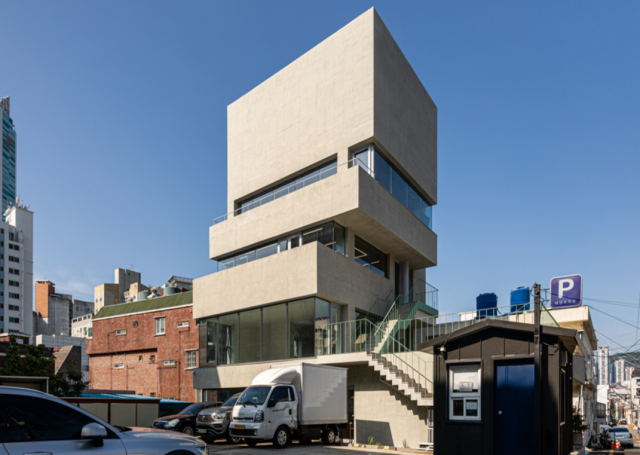 ‘2025 부산다운 건축상’ 민간 부문 동상을 수상한 민간 부문 '루프트 민락'(LUFT MILAK). 부산시 제공