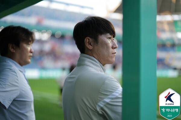 수원FC 김은중 감독. /사진=한국프로축구연맹